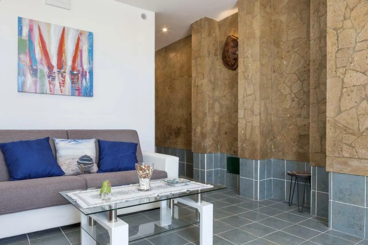 Beach Home Agnone Bagni 0*,