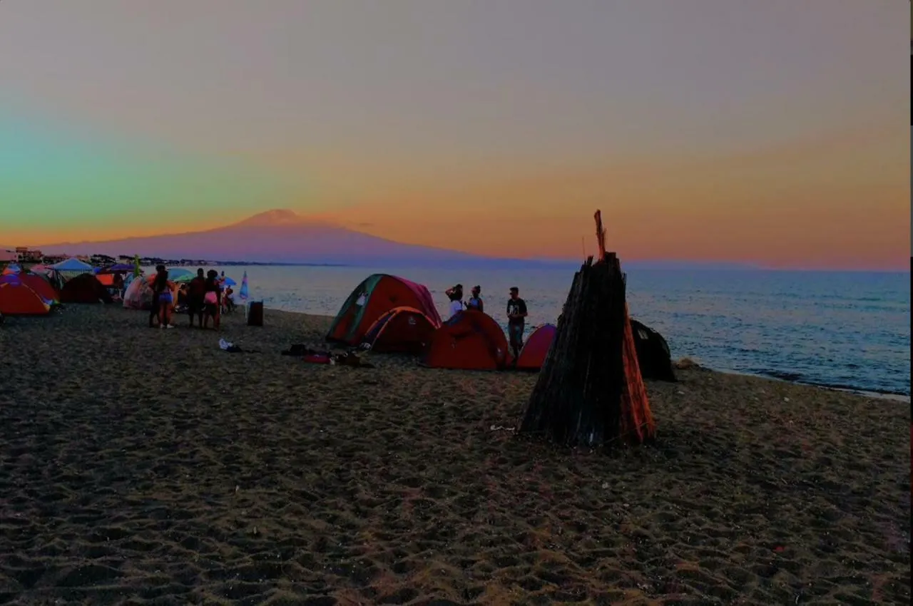 Beach Home Agnone Bagni 0*,