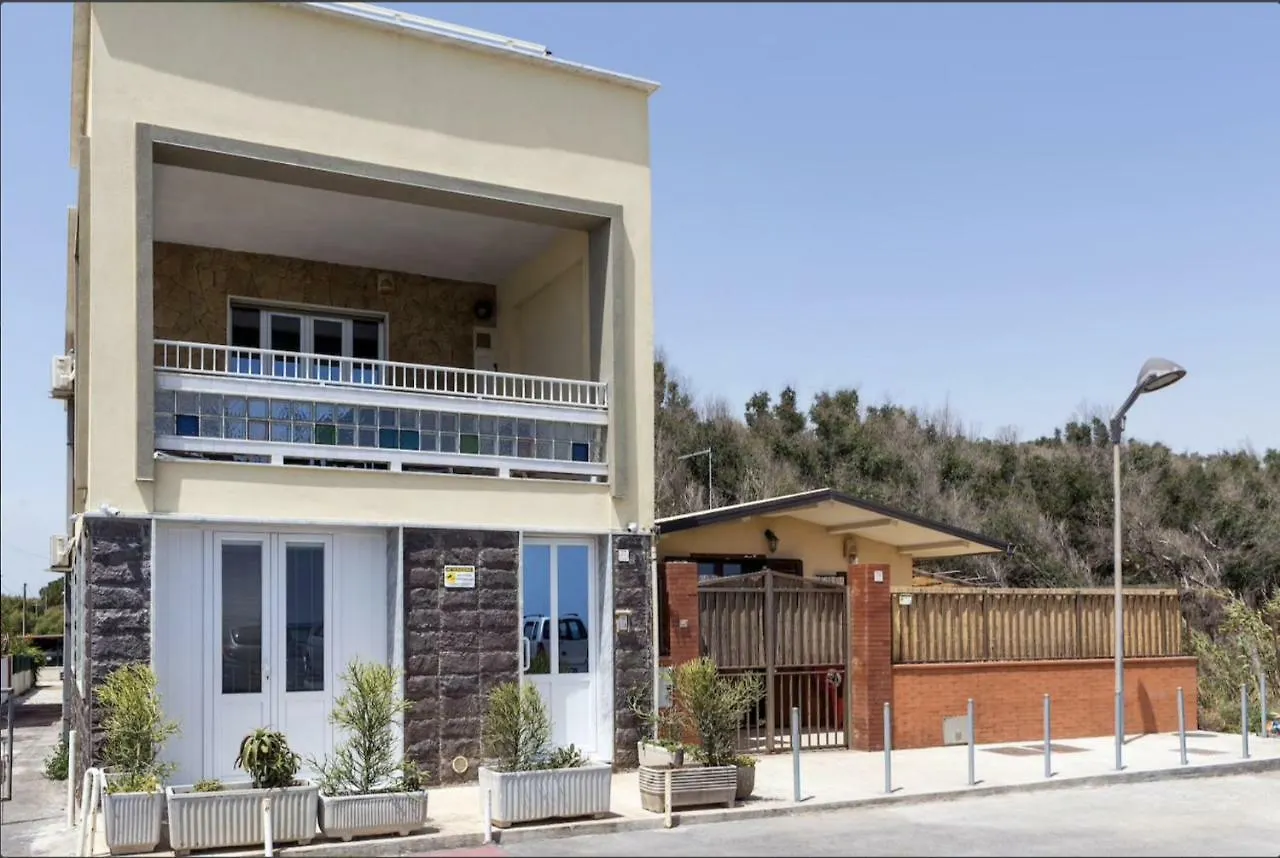 Сasa de vacaciones Beach Home Agnone Bagni Italia