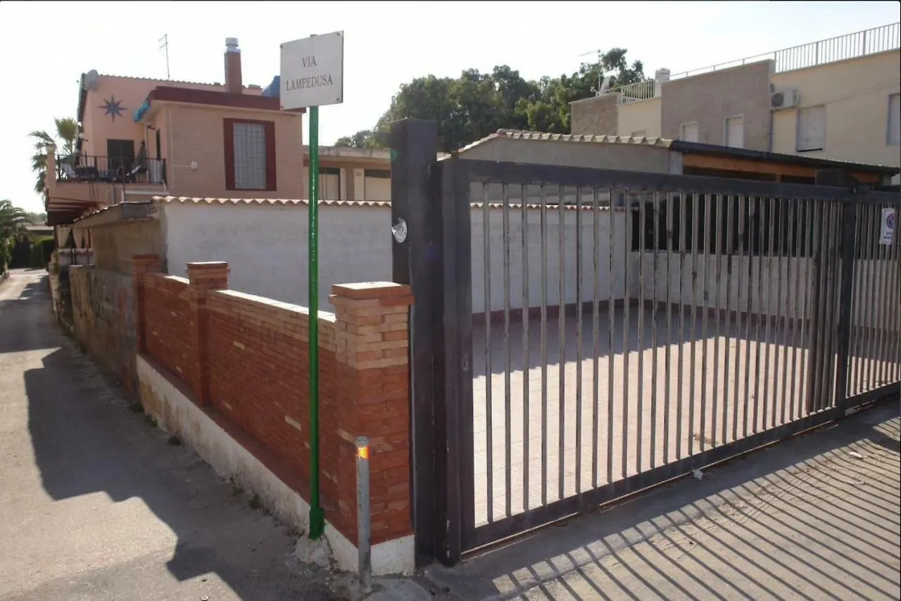 Beach Home Agnone Bagni Сasa de vacaciones