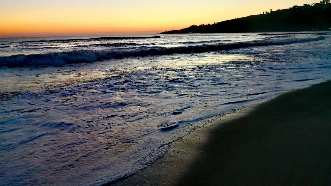 Beach Home Agnone Bagni